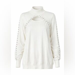 Oliver O. Ivory Pull Over Sweater Top Size:1X with peephole studded front.